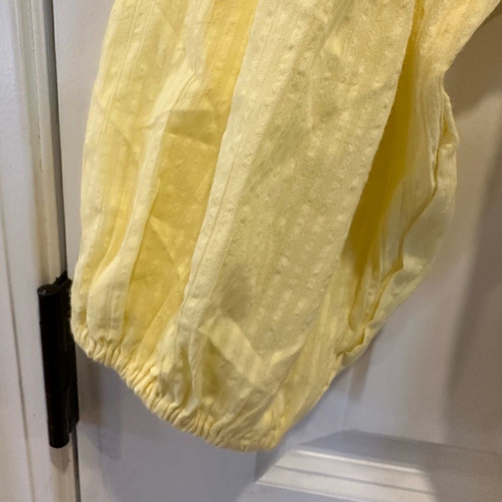Billabong small romper one piece yellow shorts - Picture 5 of 7